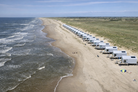 Staan ze écht op het strand? Ja — en hier is wat dat betekent